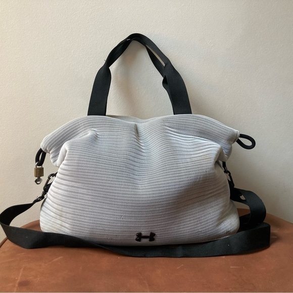 Under Armour | UA Cinch Mesh Gym Bag Tote White - Picture 1 of 7
